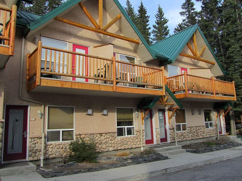 Inn Of The Rockies Канмор Экстерьер фото