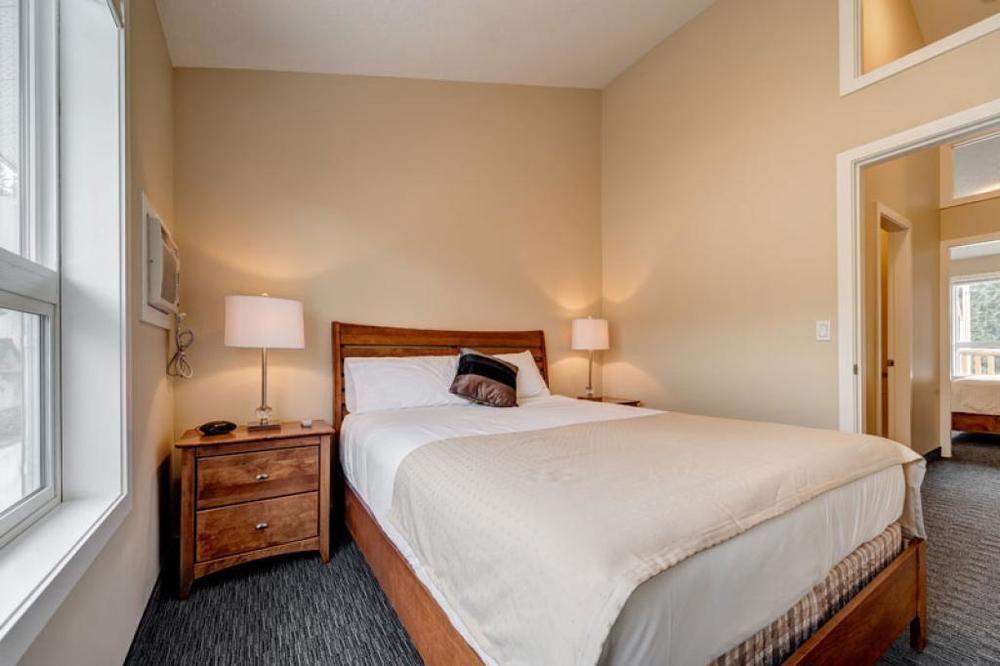 Inn Of The Rockies Канмор Экстерьер фото